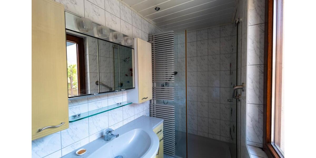 Doppelhaushälfte Keltern - 4 Zimmer, 84 m&sup2;, 345.000&euro; | Angebot:27070357