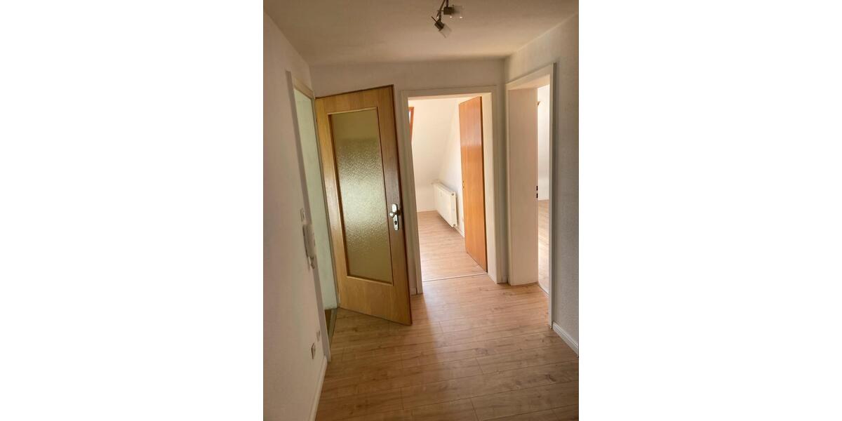 Dachgeschoßwohnung Karlsruhe Neureut - 3 Zimmer, 53 m&sup2;, 165.000&euro; | Angebot:26965592