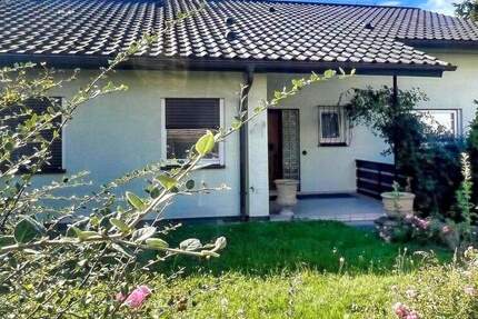 Großzügiges Einfamilienhaus mit Potenzial in ruhiger Lage 5 zimmer