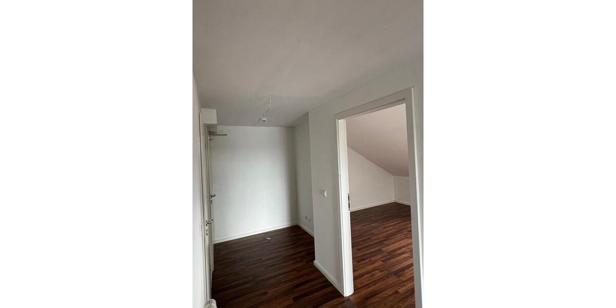Dachgeschoßwohnung Karlsruhe Innenstadt-Ost - 2.5 Zimmer, 65 m&sup2;, 970&euro; | Angebot:26341216