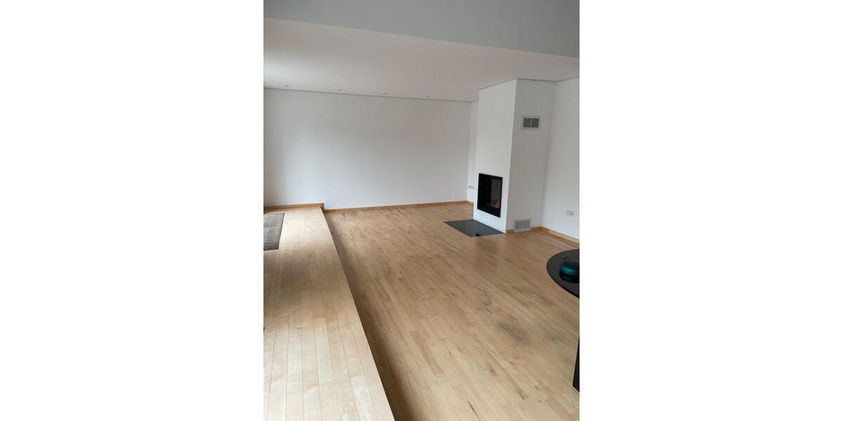Maisonettenwohnung Karlsruhe Durlach - 6 Zimmer, 180 m&sup2;, 2.000&euro; | Angebot:26432839