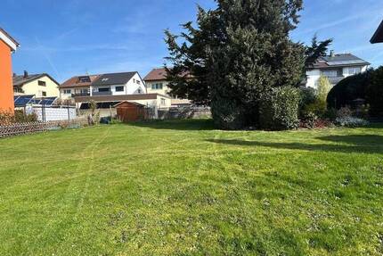 Sonniges Baugrundstück im gewachsenen Wohngebiet von Pforzheim-Eutingen