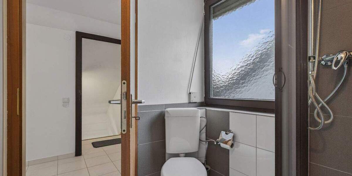 Doppelhaushälfte Karlsruhe Neureut - 6 Zimmer, 147 m&sup2;, 599.000&euro; | Angebot:24529347