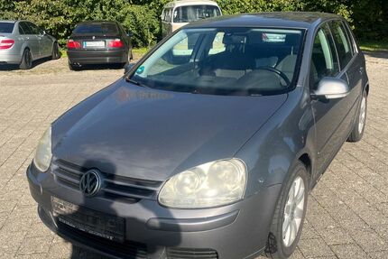 VW Golf 182.500 km 2.999 € Landau 76829