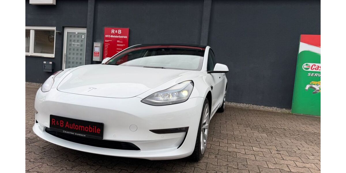 Tesla Model 3 10.390 km 34.999 &euro; Gaggenau 76571