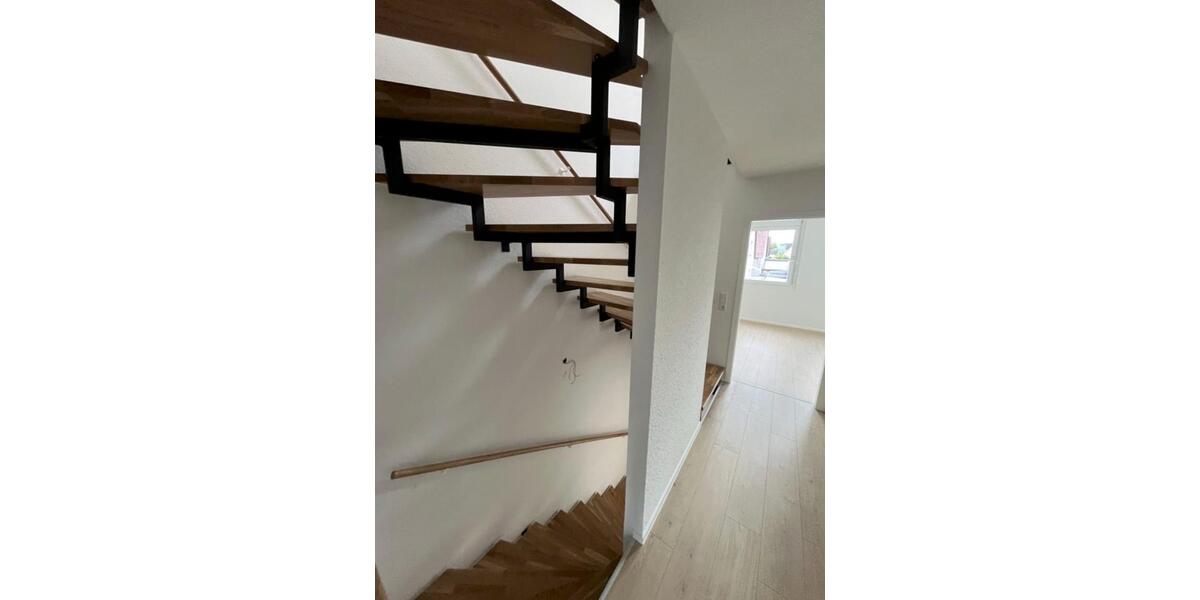 Reihenhaus Weingarten (Baden) - 5.5 Zimmer, 111 m&sup2;, 1.665&euro; | Angebot:24830170