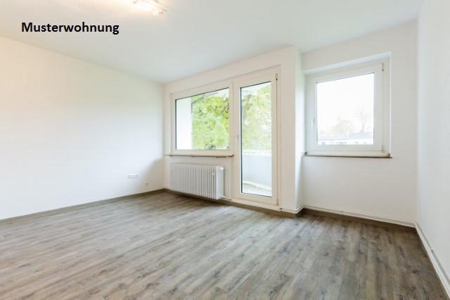 Etagenwohnung Karlsruhe Innenstadt-Ost - 3 Zimmer, 66 m&sup2;, 883&euro; | Angebot:26261766