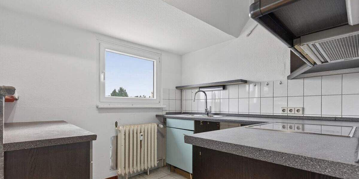 Seltene Gelegenheit: Dreifamilienhaus mit viel Platz und Potenzial in Ettlingen-Spessart 1 zimmer