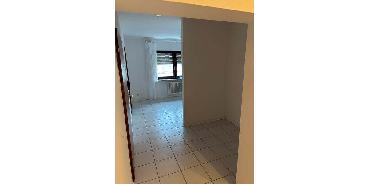 Etagenwohnung Pforzheim Eutingen - 3 Zimmer, 95 m&sup2;, 1.300&euro; | Angebot:26398176