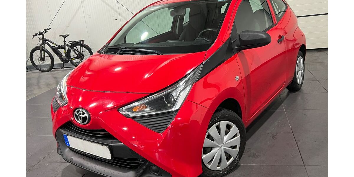 Toyota Aygo (X) 154.000 km 5.995 &euro; Bretten 75015