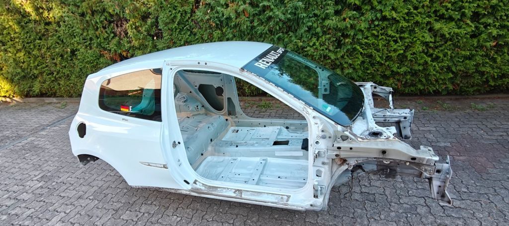 Renault Clio 120.000 km 2.000 € Bad Schönborn 76669