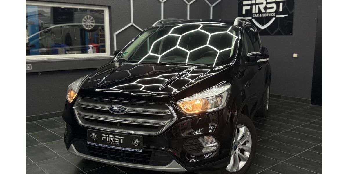 Ford Kuga 95.000 km 10.999 &euro; Bietigheim 76467