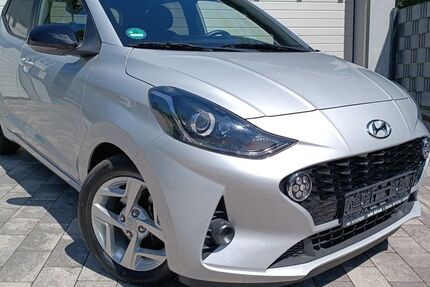 Hyundai i10 21.566 km 12.997 &euro; Birkenfeld 75217