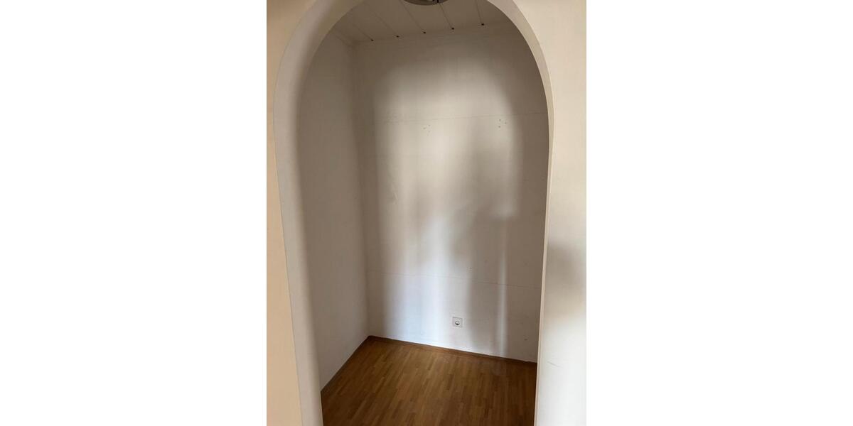 Erdgeschoßwohnung Römerberg - 4 Zimmer, 100 m&sup2;, 339.000&euro; | Angebot:27003766