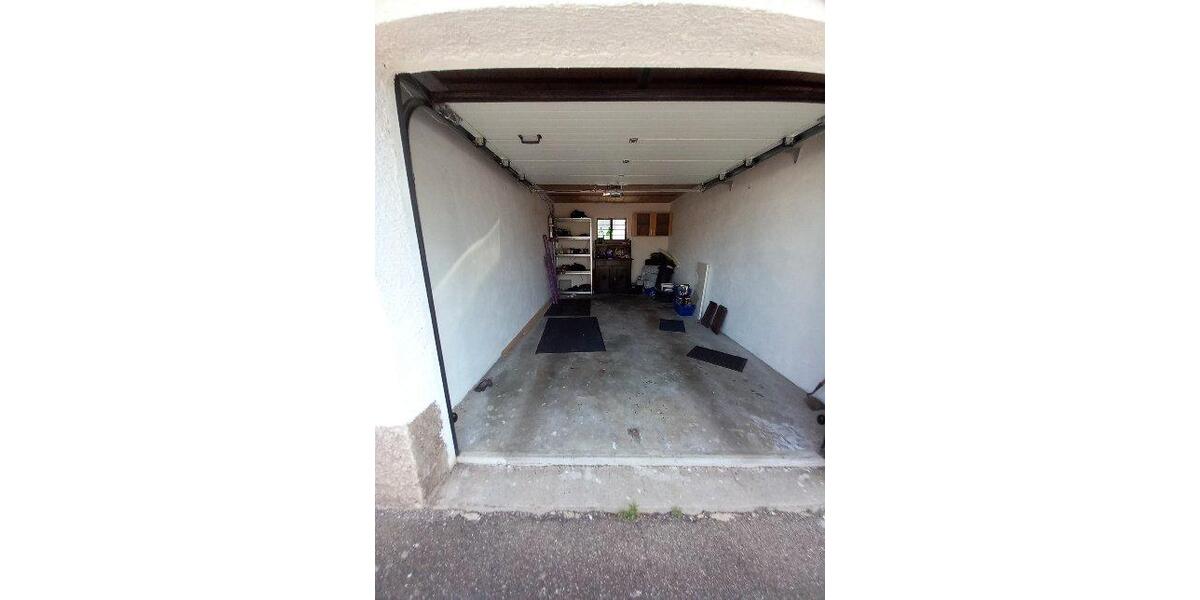 Dachgeschoßwohnung Bietigheim - 5 Zimmer, 68 m&sup2;, 190.000&euro; | Angebot:26957518