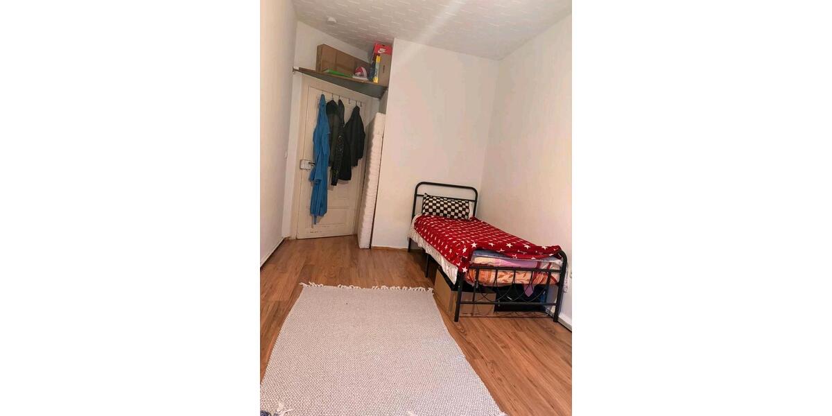 Etagenwohnung Karlsruhe Beiertheim-Bulach - 1 Zimmer, 18 m&sup2;, 325&euro; | Angebot:26212036
