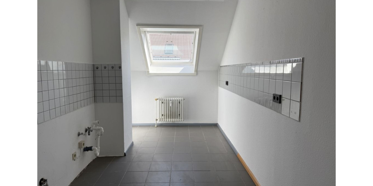 4 Zimmer Wohnung über den Dächern vor Karlsruhe 5 zimmer