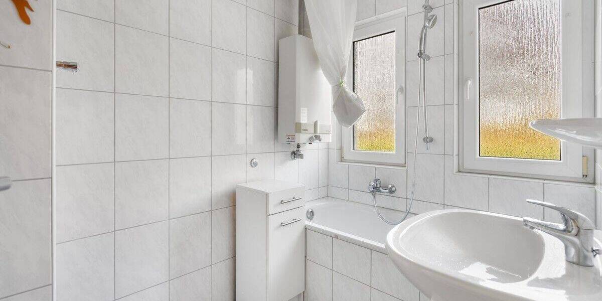 GEMÜTLICH: Helle 2-Zimmer-Wohnung in ruhiger Lage von Karlsruhe-Knielingen 2 zimmer