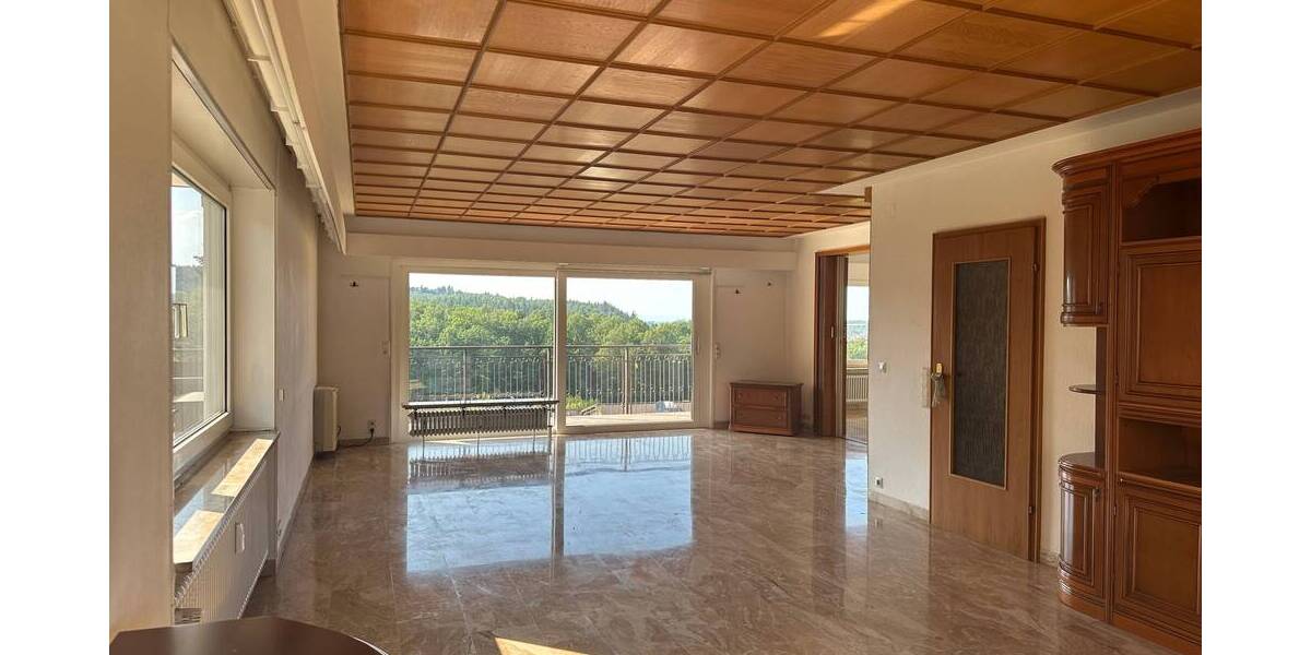 Traumwohnung auf zwei Etagen- herrlicher Blick über Gaggenau 4 zimmer