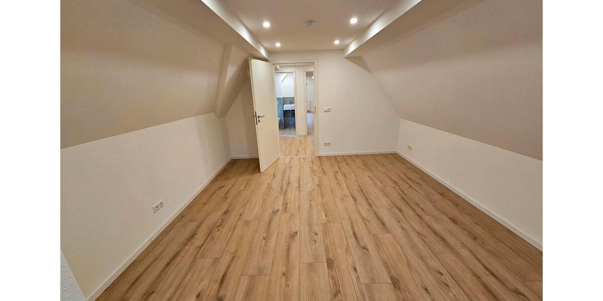 Maisonettenwohnung Pforzheim Eutingen - 5 Zimmer, 144 m&sup2;, 1.380&euro; | Angebot:26167406