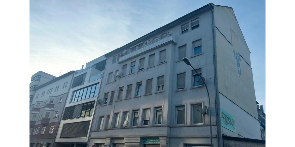 Dachgeschoßwohnung Pforzheim - 5 Zimmer, 140 m&sup2;, 129.000&euro; | Angebot:24661282