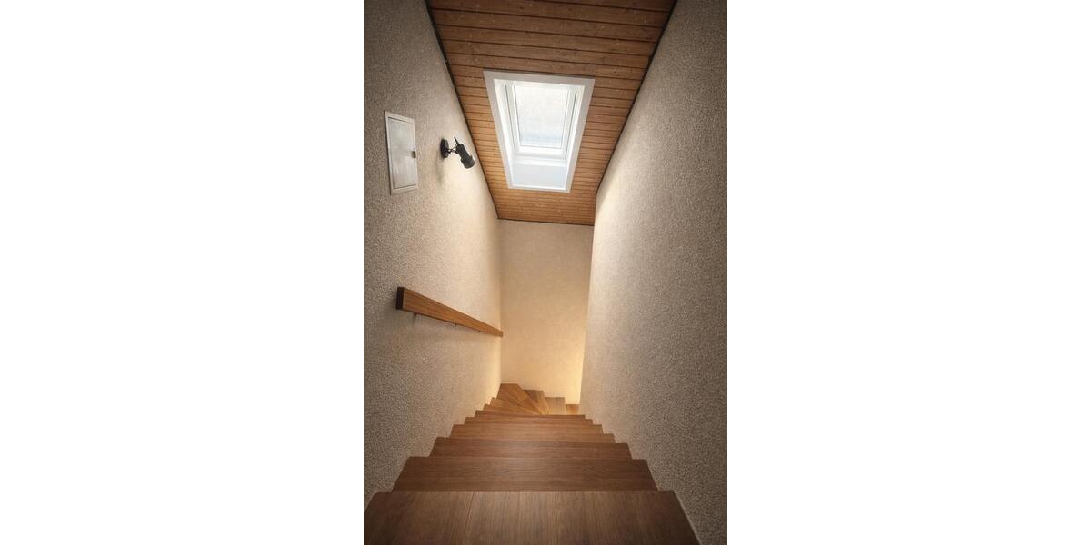 Dachgeschoßwohnung Stutensee - 3 Zimmer, 85 m&sup2;, 1.050&euro; | Angebot:26415059