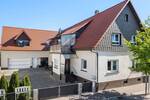 Vielseitiges 2-Familienhaus mit großem Hof, Garten und separater Einheit im Hinterhaus 7 zimmer