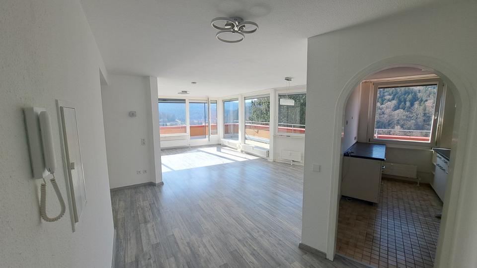 Einfamilienhaus Bad Herrenalb - 3.5 Zimmer, 120 m&sup2;, 1.050&euro; | Angebot:25636980