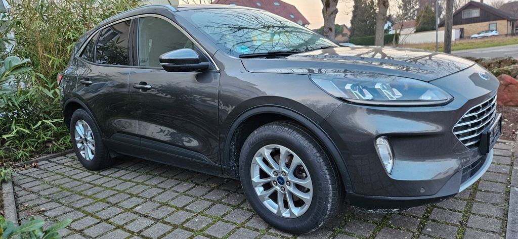 Ford Kuga 77.000 km 20.500 &euro; Germersheim 76726