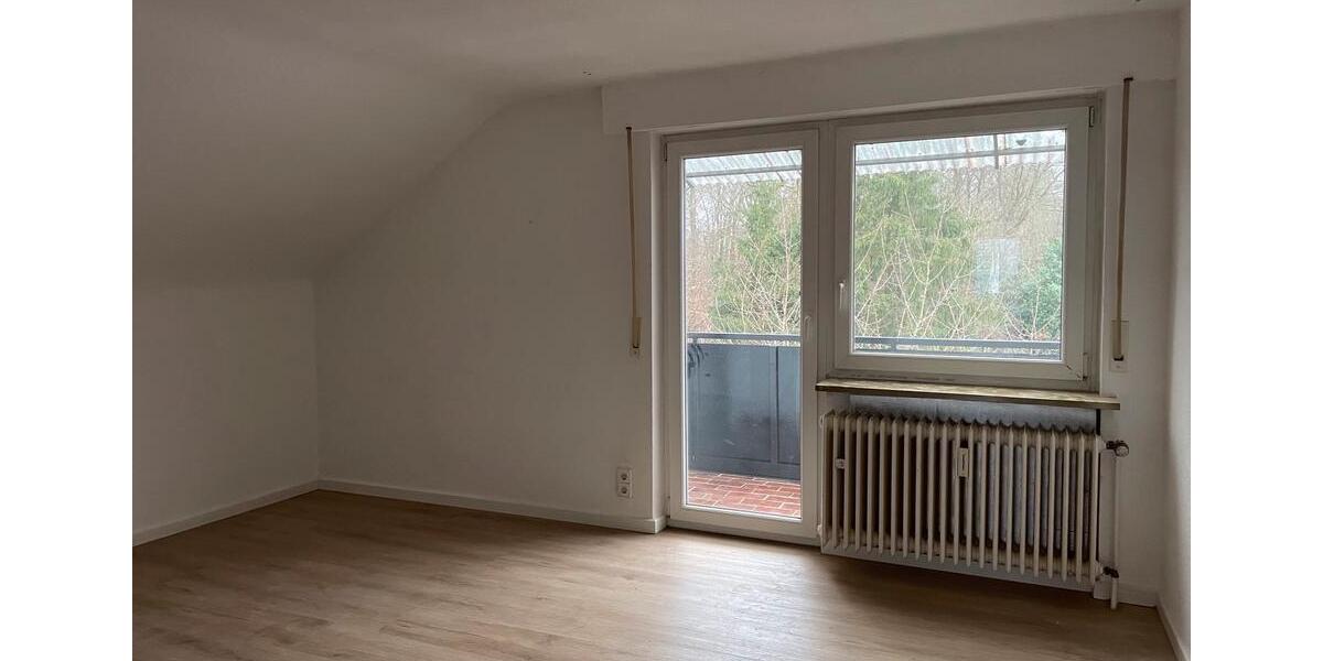 Gemütliche Dachgeschosswohnung 3.5 zimmer