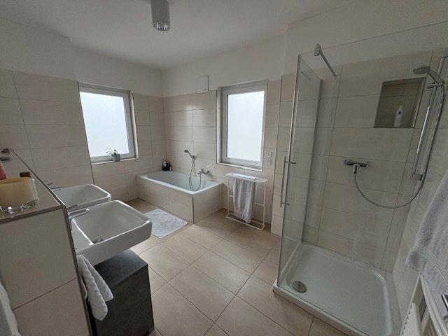 Einfamilienhaus Weingarten (Baden) - 5 Zimmer, 135 m&sup2;, 895.000&euro; | Angebot:26855705