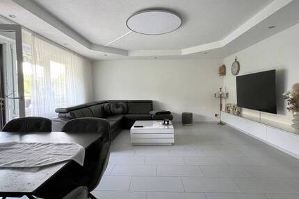 Moderne 4-Zimmer-Wohnung mit Balkon in Bretten-Kernstadt 4 zimmer