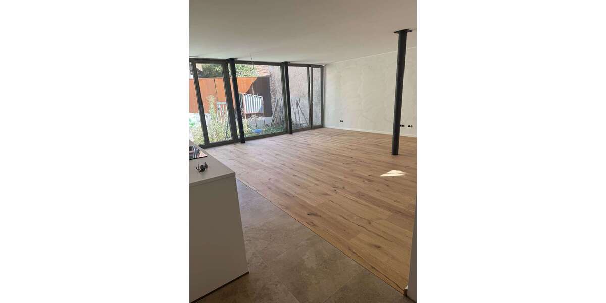 Etagenwohnung Hagenbach - 3 Zimmer, 105 m&sup2;, 1.350&euro; | Angebot:27225610