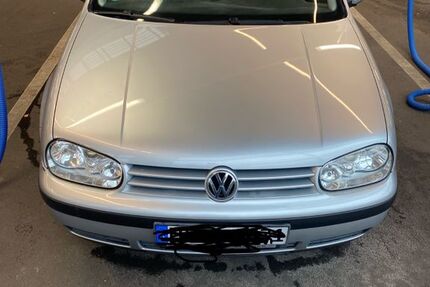VW Golf 196.182 km 1.000 € Karlsruhe 76131