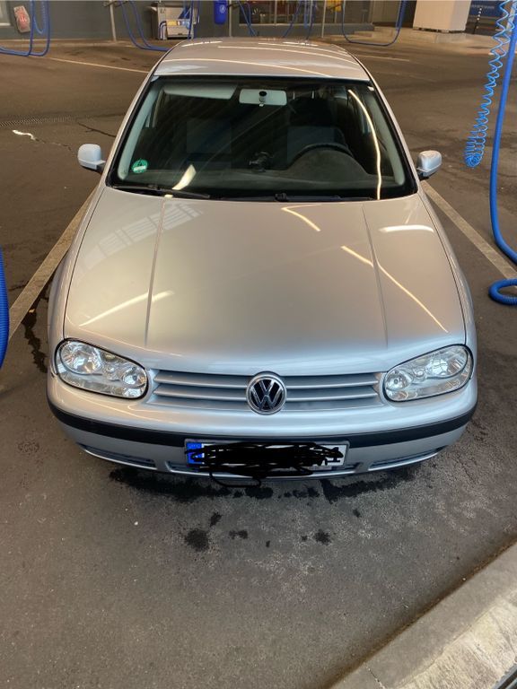 VW Golf 196.182 km 1.000 € Karlsruhe 76131