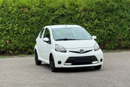 Toyota Aygo (X) 199.000 km 2.999 € Kandel 76870