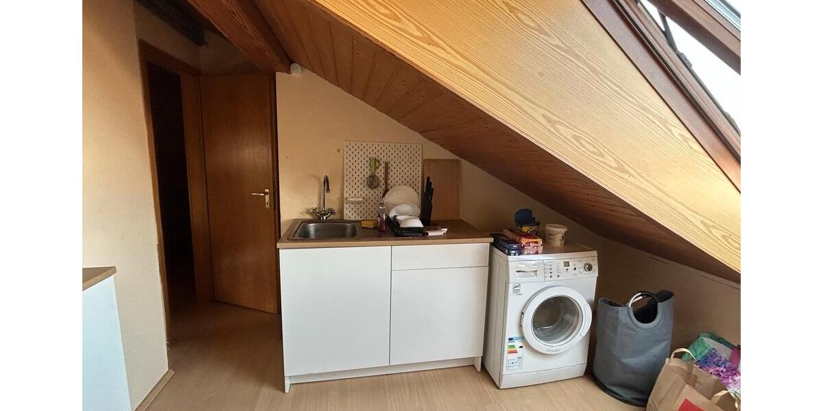 Dachgeschoßwohnung Pforzheim - 2 Zimmer, 52 m&sup2;, 630&euro; | Angebot:25612114