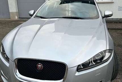 Jaguar XF 110.356 km 15.500 € Karlsruhe 76227