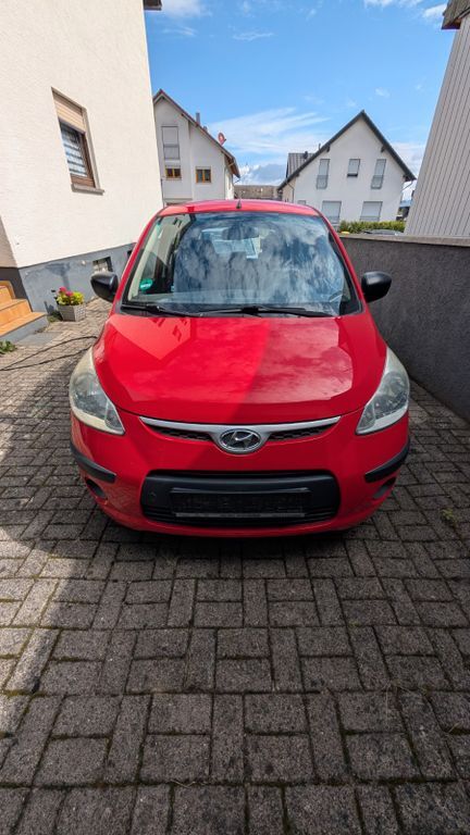 i10