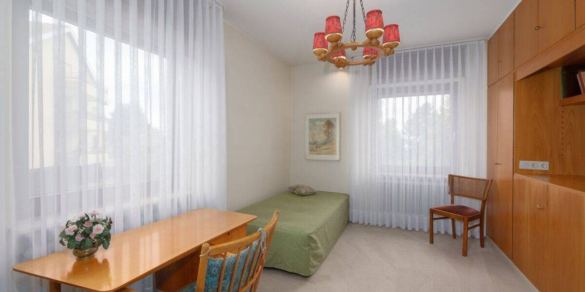 Einfamilienhaus oder 2-3 Familienhaus? Hier bestehen alle Möglichkeiten! 7 zimmer