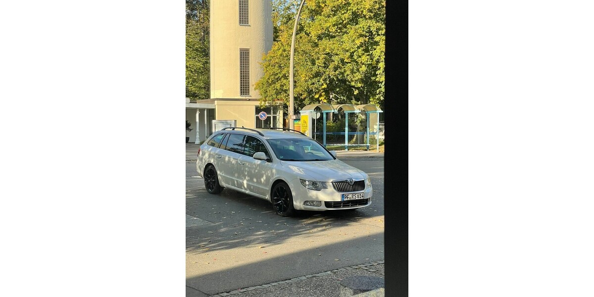 Skoda Superb Kombi 187.000 km 8.400 € Pforzheim 75175
