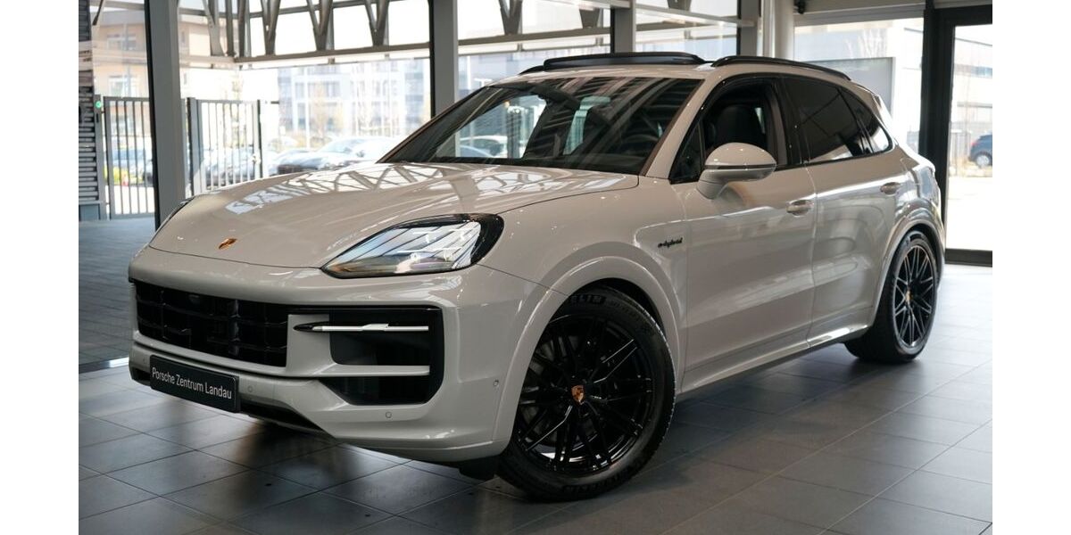 Porsche Cayenne 14.900 km 129.890 &euro; Landau 76829