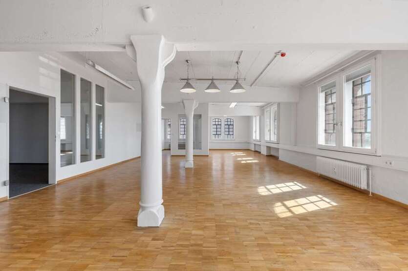 Büro in Karlsruhe 4.950 € 538 m²