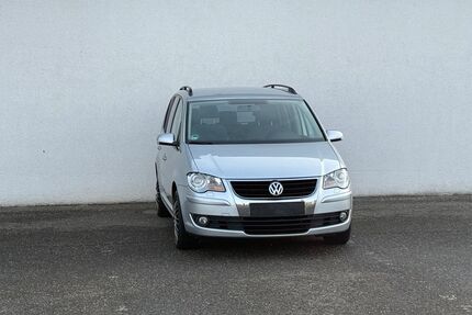 VW Touran 215.000 km 2.999 &euro; Kandel 76870