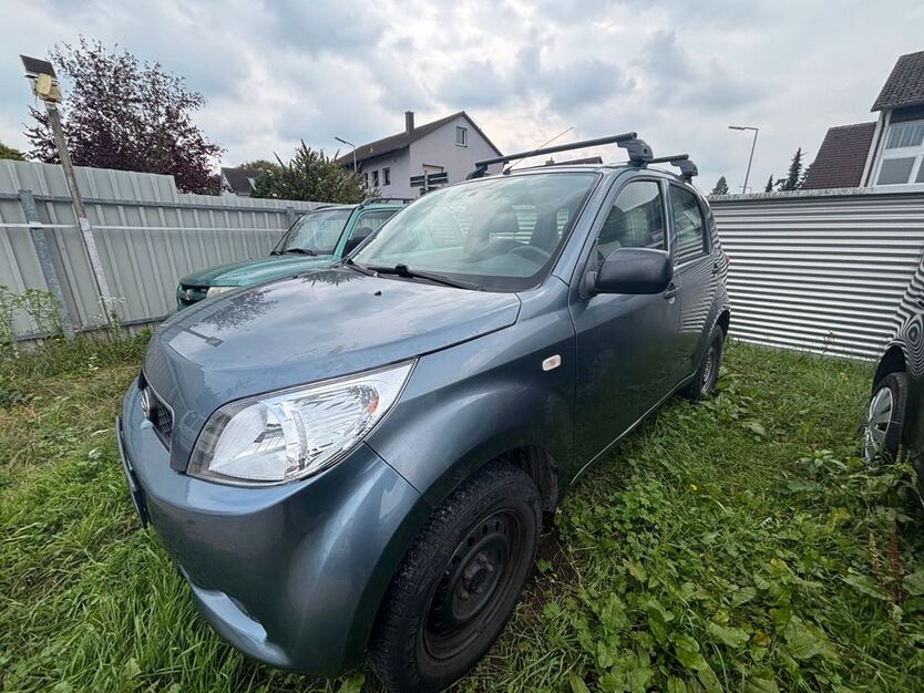 Daihatsu Terios 230.000 km 1.999 € Karlsruhe 76189