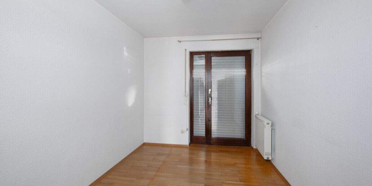 Mehrfamilienhaus, Wohnhaus Baden-Baden / Sandweier Sandweier - 8 Zimmer, 188 m&sup2;, 650.000&euro; | Angebot:25276152