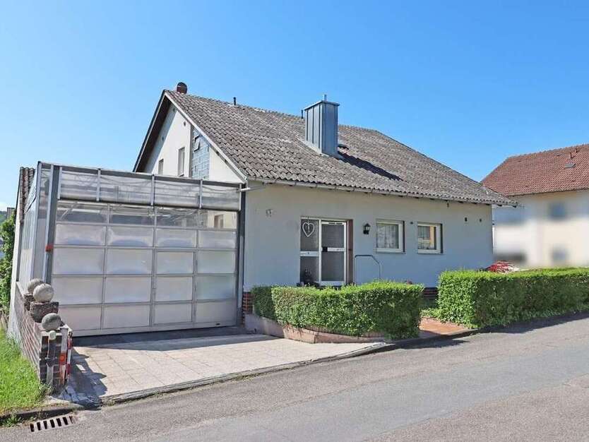 Haus zum Kaufen in Ubstadt-Weiher 398.000 € 230 m²