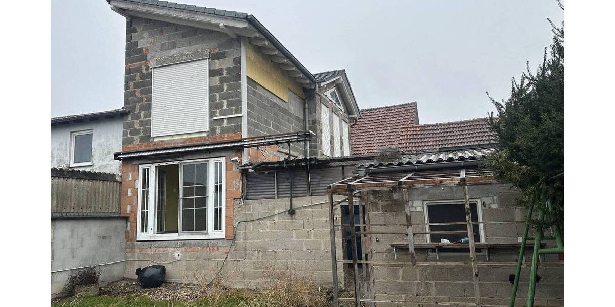 Doppelhaushälfte Kronau - 7 Zimmer, 204 m&sup2;, 389.000&euro; | Angebot:26177543