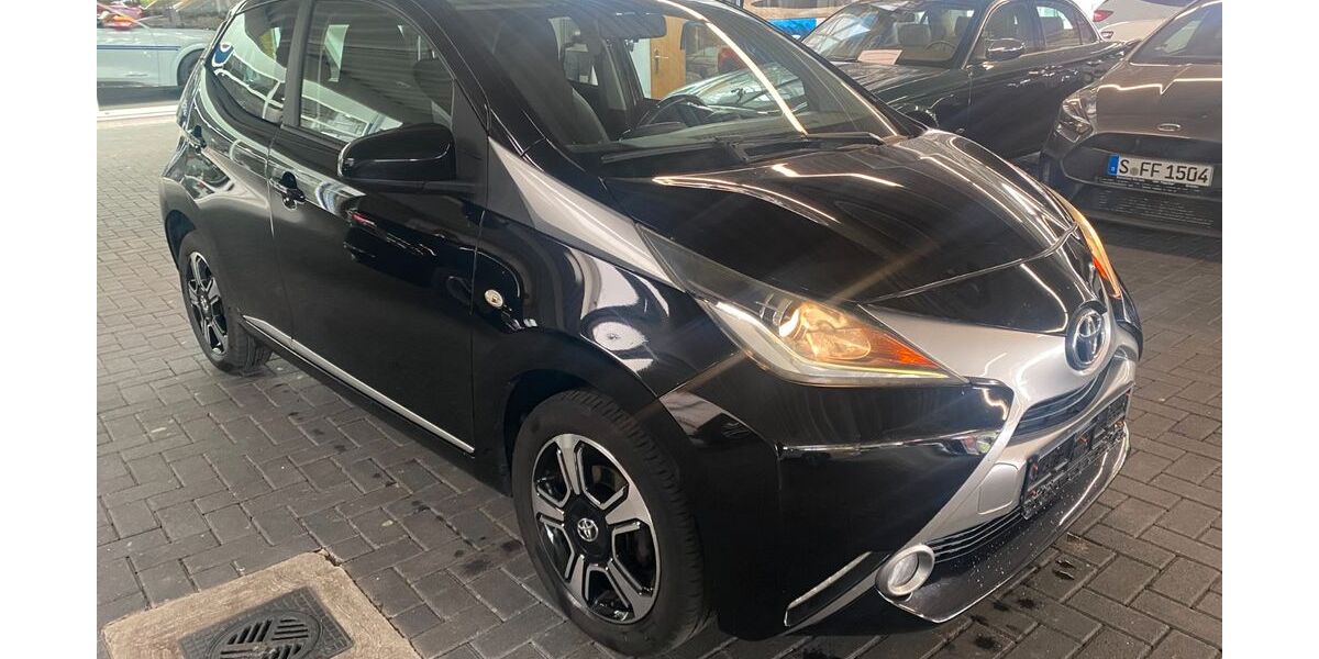 Toyota Aygo (X) 140.270 km 5.990 &euro; Bretten 75015