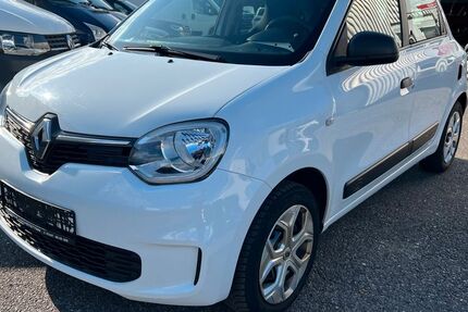 Renault Twingo 82.000 km 6.990 &euro; Linkenheim-Hochstetten 76351